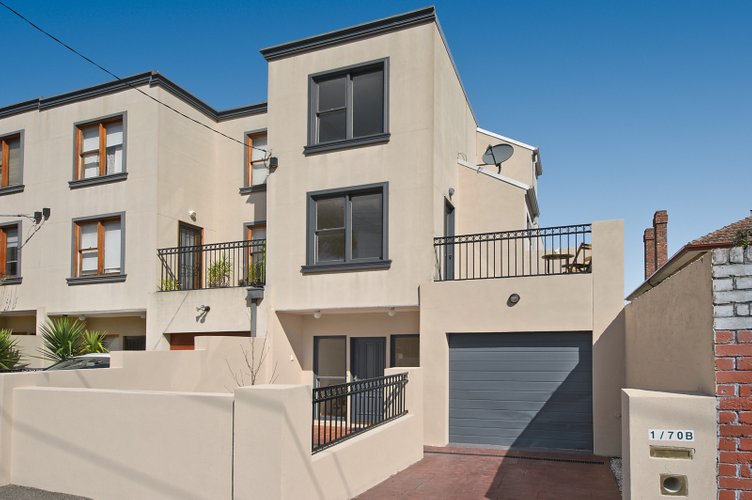 1/70b Auburn Parade Hawthorn East 3123