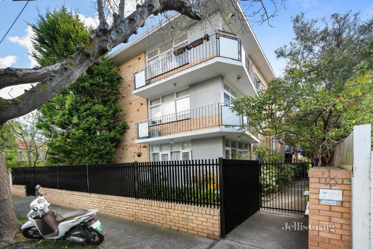 17 16 Lansdowne Road St Kilda East 3183