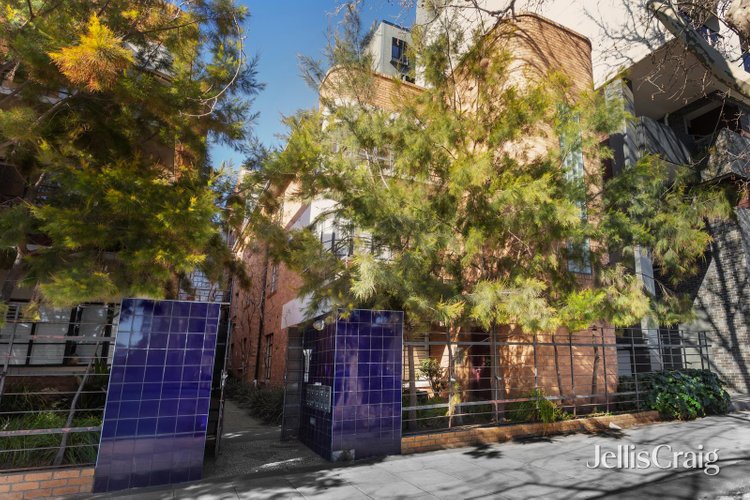 17 193 Fitzroy Street St Kilda 3182