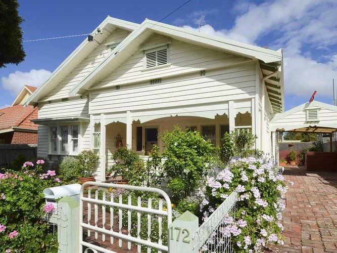 172 Bellarine Street Geelong 3220