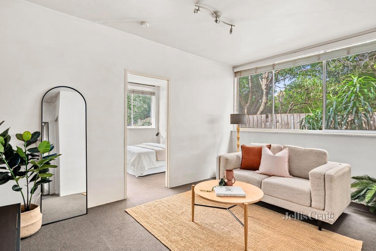 17 247 Heidelberg Road Northcote 3070