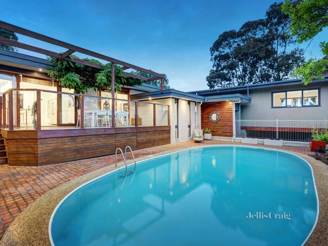 173 Scenic Crescent Eltham North 3095