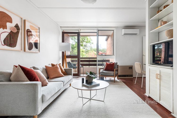 17 342 Dryburgh Street North Melbourne 3051