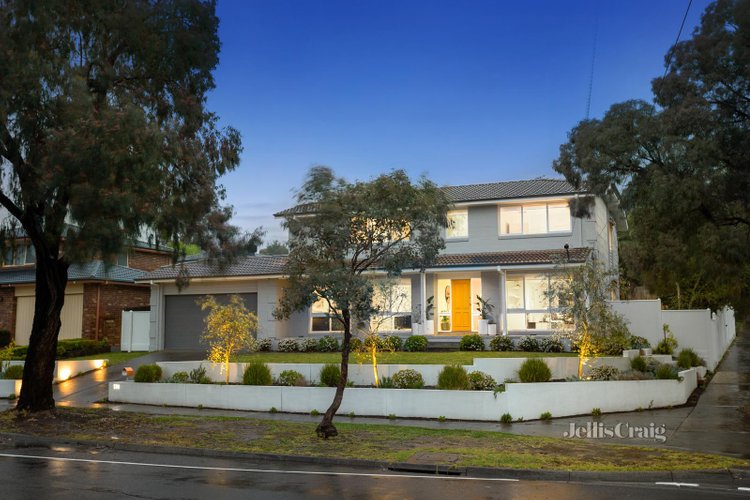 174 Nangathan Way Croydon North 3136
