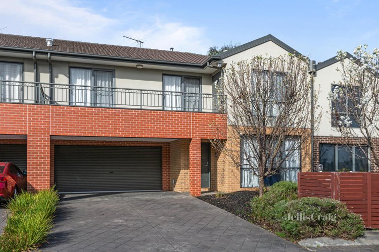 17 40 Highclere Avenue Mount Waverley 3149