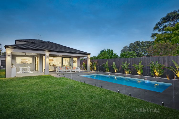 176 Ludstone Street Hampton 3188