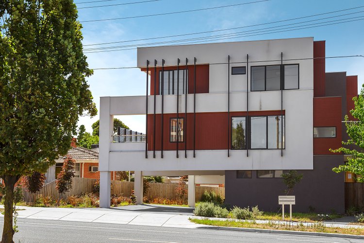 1/763 Doncaster Road Doncaster 3108