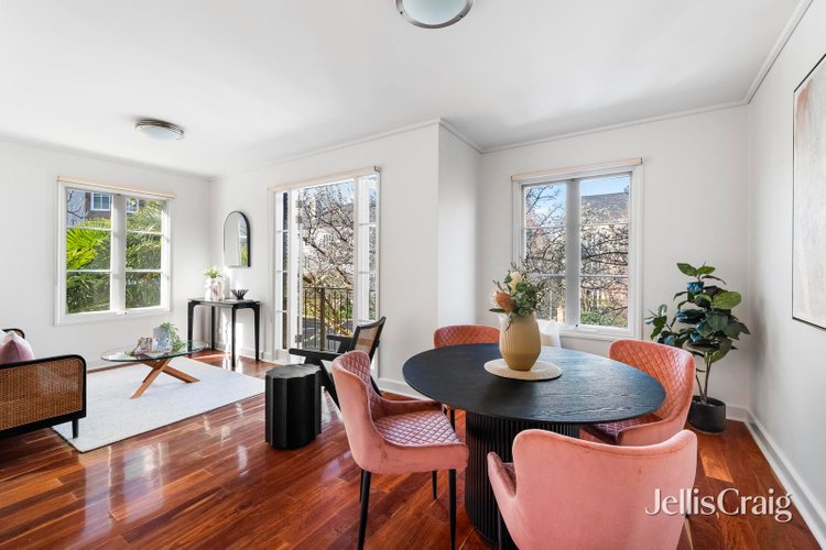 17 8 Wellington Crescent East Melbourne 3002