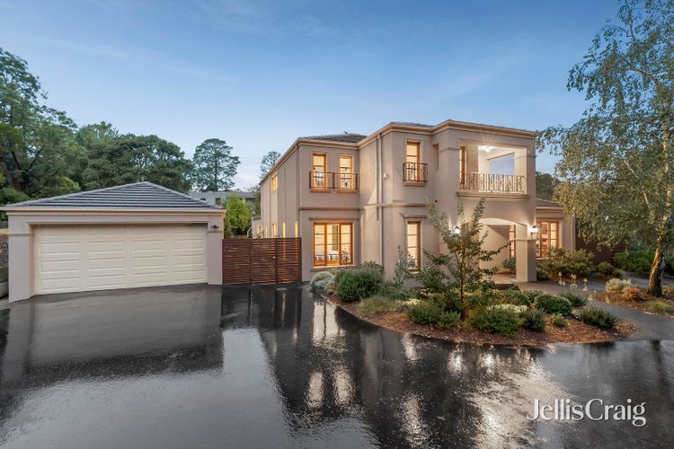 18-20 Feversham Avenue Park Orchards 3114