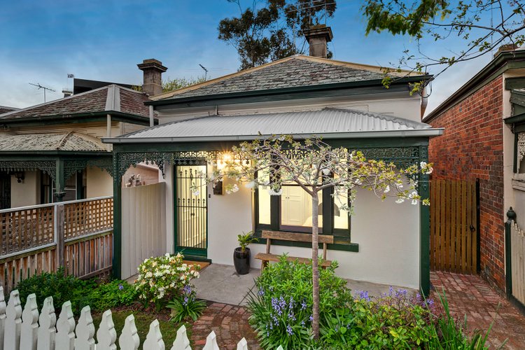 18 Avenue Road Camberwell 3124