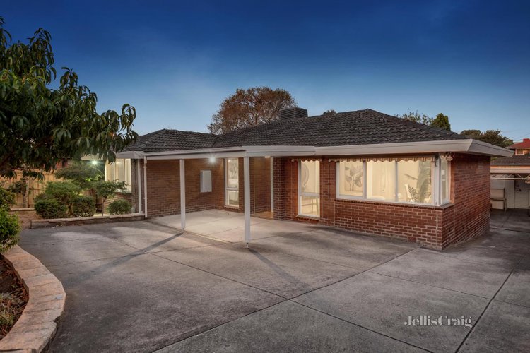 18 Belinda Crescent Doncaster East 3109