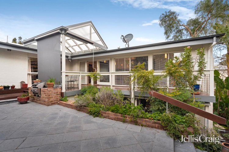 18 Brendan Avenue Doncaster 3108