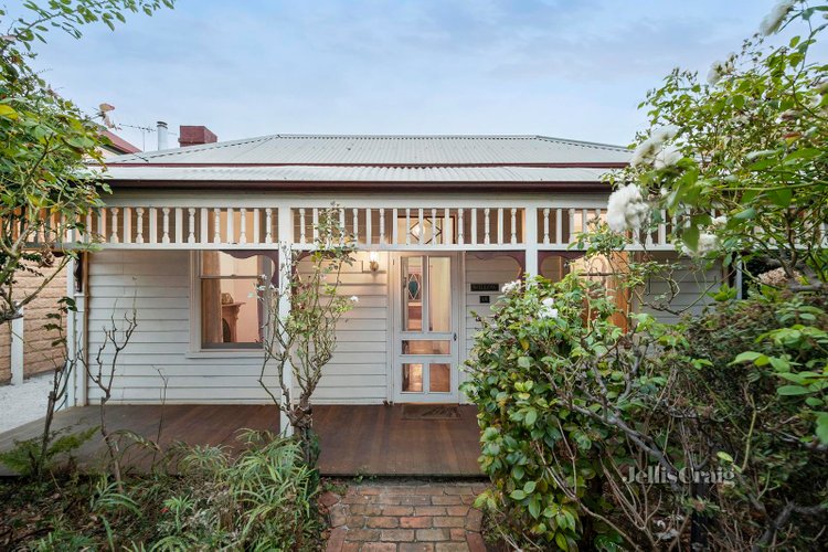 18 Candover Street Geelong West 3218