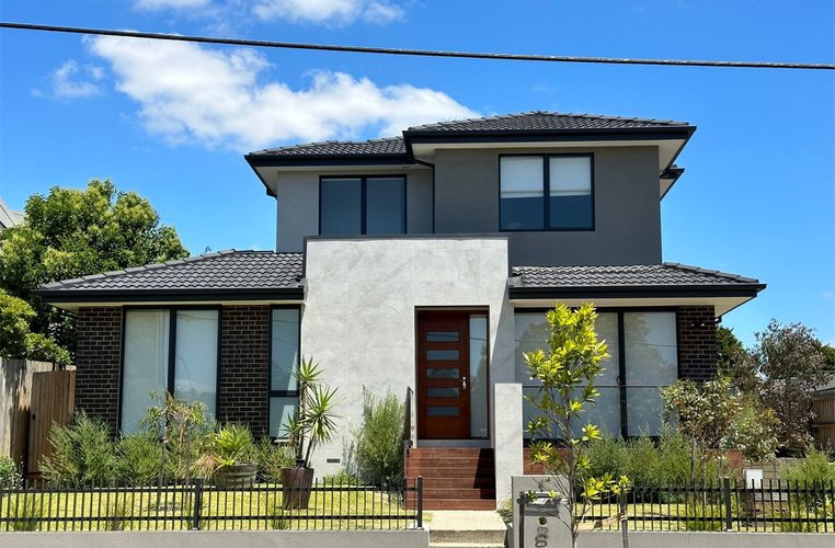 1/8 Catherine Avenue Mount Waverley 3149