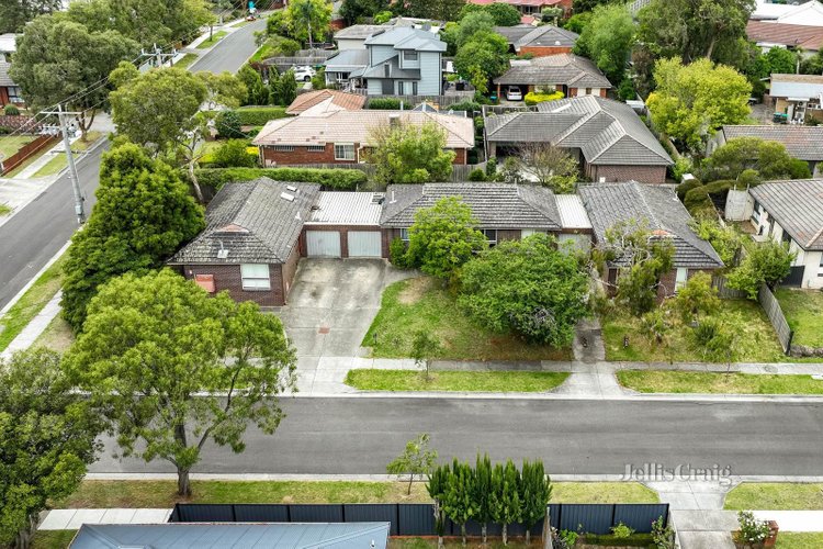 18 Chatham Avenue Ferntree Gully 3156