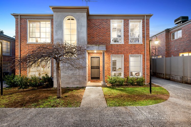 1/8 Coate Avenue Alphington 3078