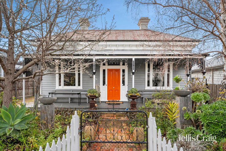 18 Collins Street Geelong West 3218