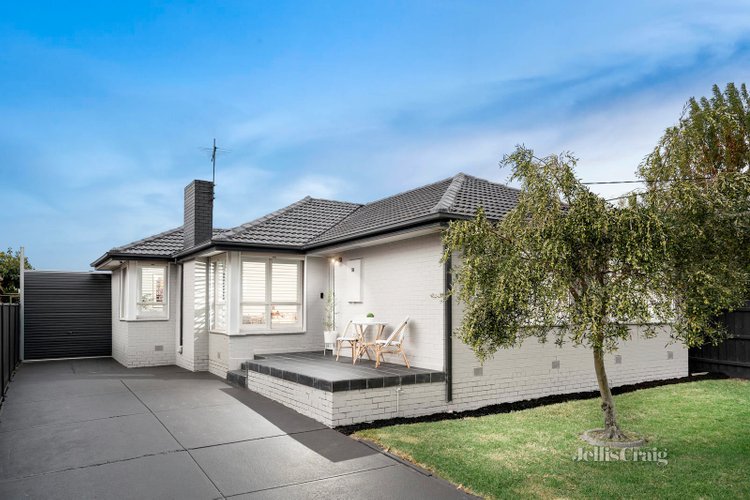 18 Deutscher Street Avondale Heights 3034
