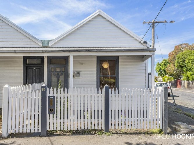 18 Dover Road Williamstown 3016