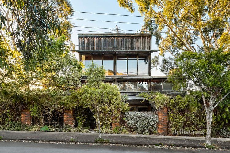 18 Eglinton Street Kew 3101