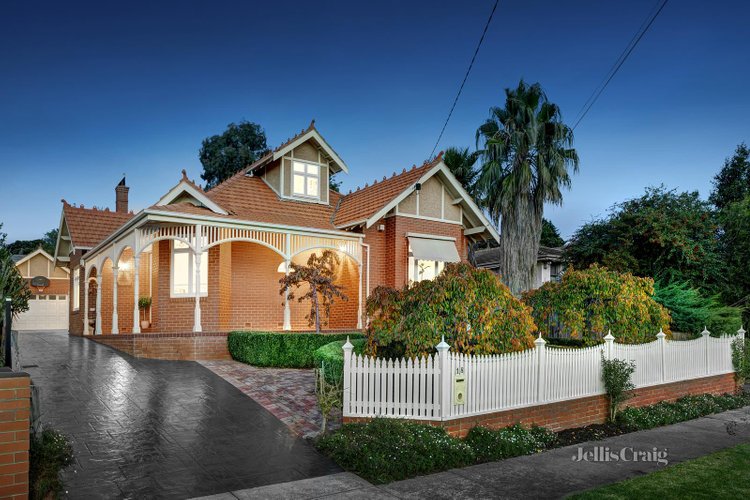 18 Ernst Street Doncaster 3108