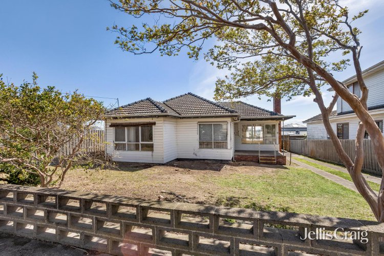 18 Finch Street Burwood 3125