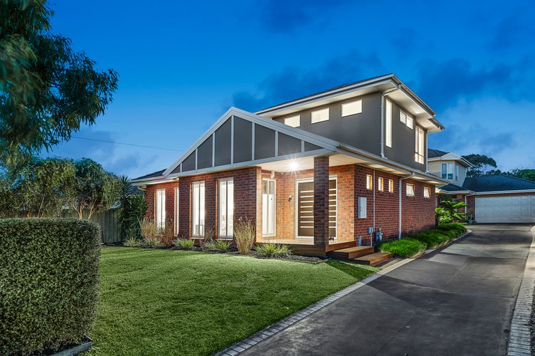 1 8 Glencairn Street Mulgrave 3170
