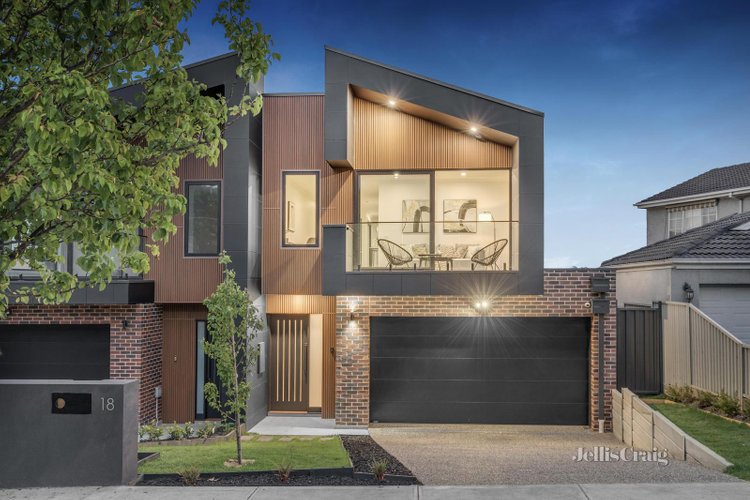 18 Glenfern Avenue Doncaster 3108