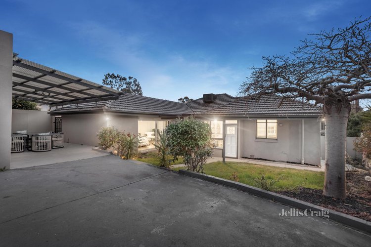 18 Gordons Road Templestowe Lower 3107