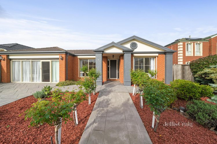 18 Grandiflora Grove Bundoora 3083