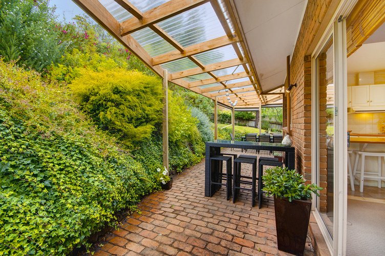 18 Heathfield Court, Newtown