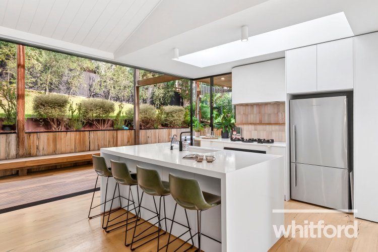 18 Heathfield Court, Newtown