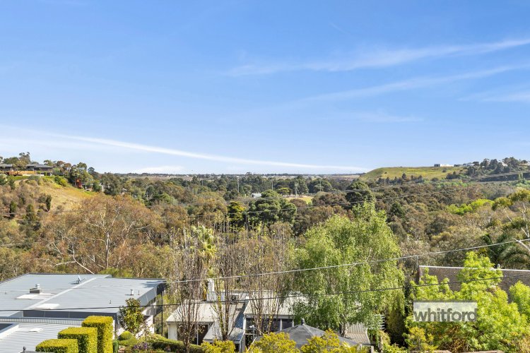 18 Heathfield Court, Newtown