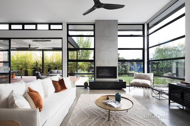 18 Henry Street Northcote 3070
