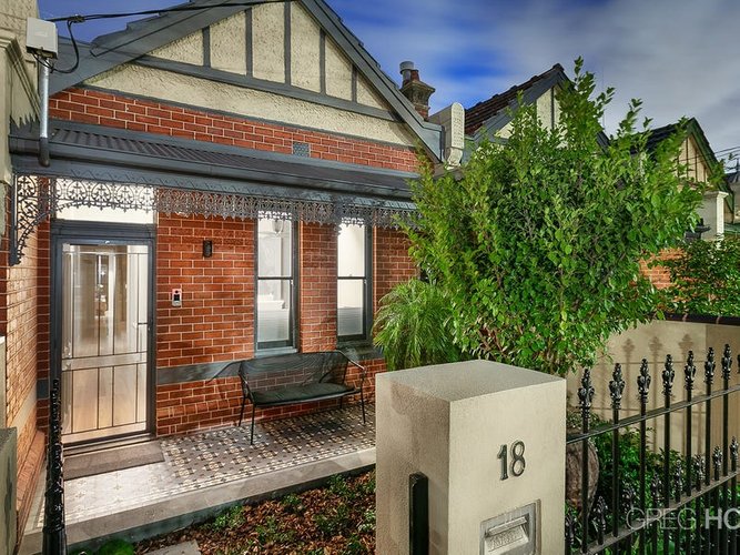 18 Herbert Street Albert Park 3206