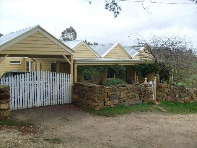 18 High Street Fryerstown 3451