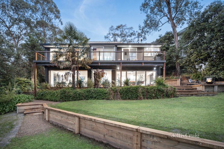 18 Hodson Road Warrandyte 3113