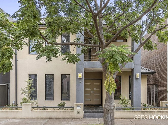 18 Ibis Place Maribyrnong 3032