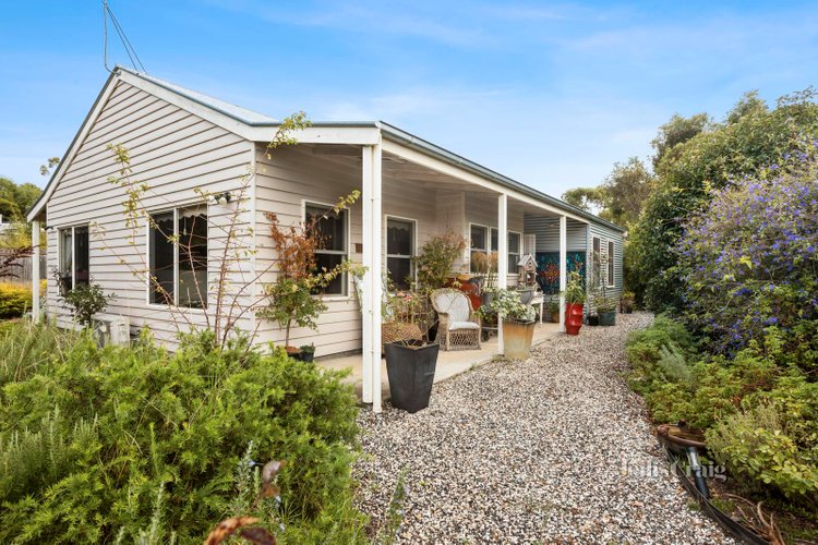 18 Johns Road Maldon 3463