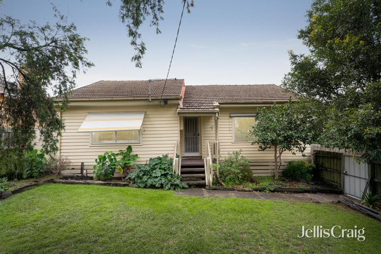 1 8 Lambourn Road Watsonia 3087