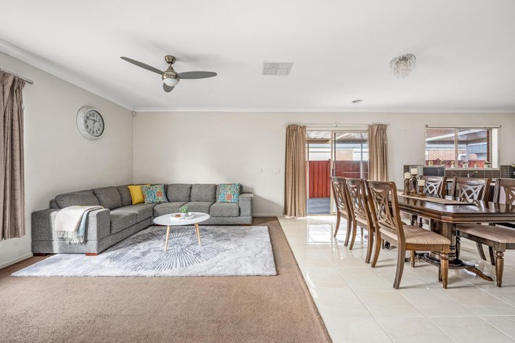 18 Lanata Street South Morang 3752