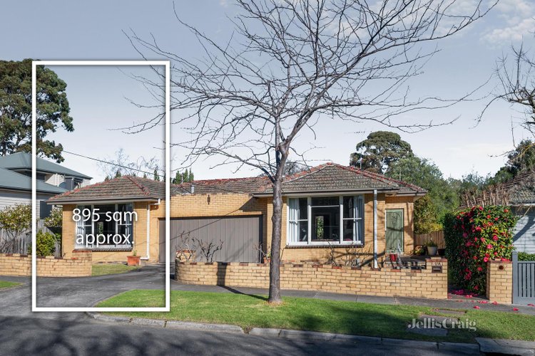 18 Laxdale Road Camberwell 3124