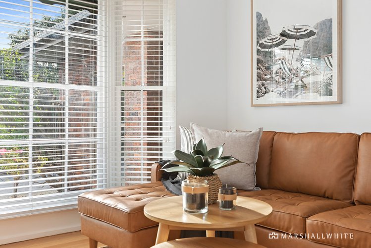 1/8 Leicester Avenue