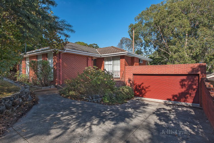 18 Lincoln Drive Lower Plenty 3093