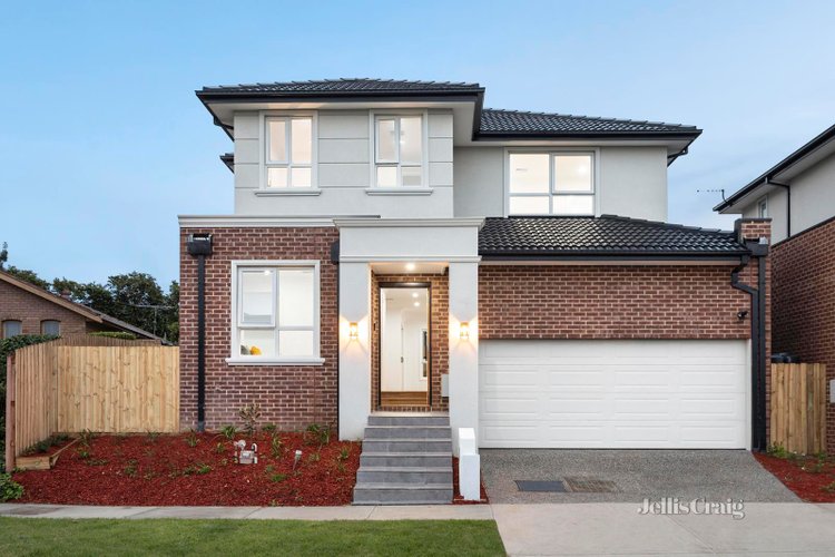 18 Loxley Court Doncaster East 3109