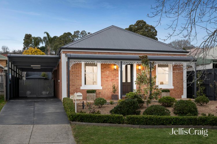 18 Mayfair Court Chirnside Park 3116