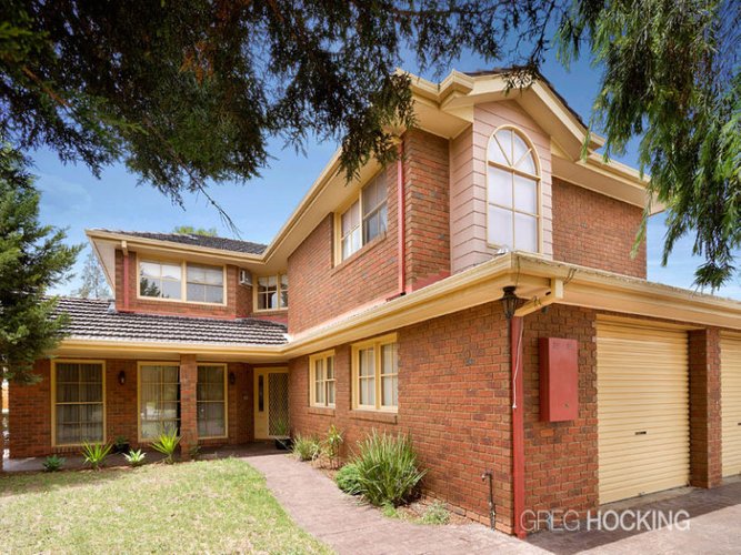 18 McAlpine Court Altona 3018