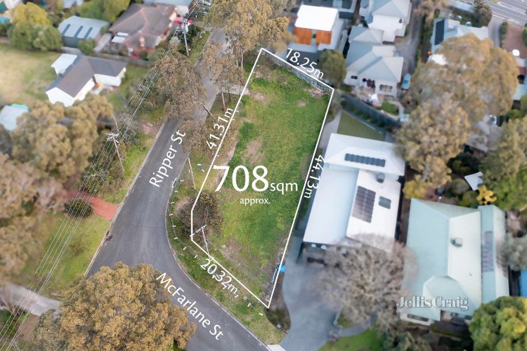 18 Mcfarlane Street Montmorency 3094