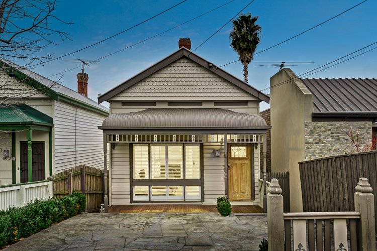 18 Ngarveno Street Moonee Ponds 3039