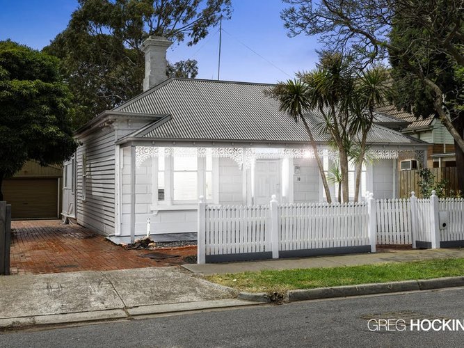 18 Oakbank Street Newport 3015